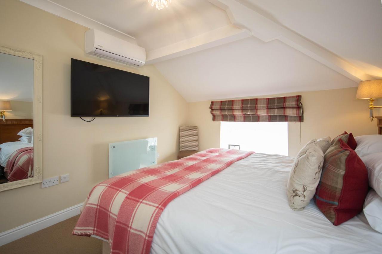 Bay Horse Inn Goldsborough แนร์สเบอเรอ ภายนอก รูปภาพ