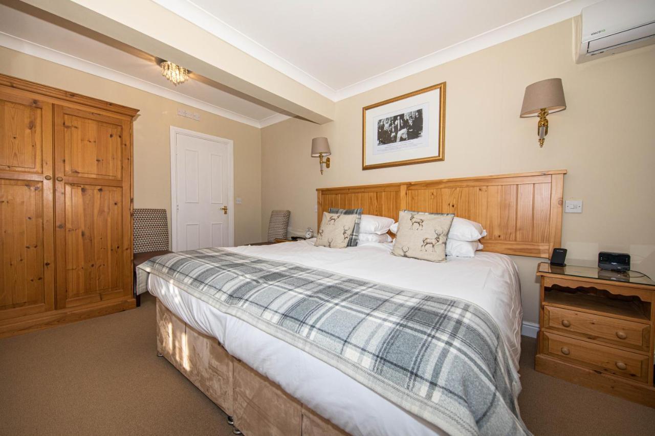 Bay Horse Inn Goldsborough แนร์สเบอเรอ ภายนอก รูปภาพ
